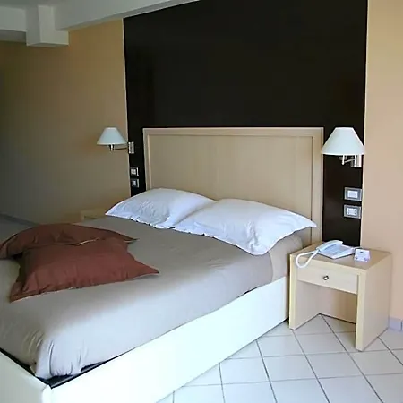 De Maria House 4*